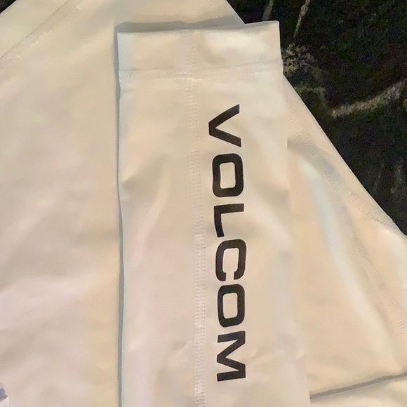 Swim shirt size M boy - Picture 2 of 5